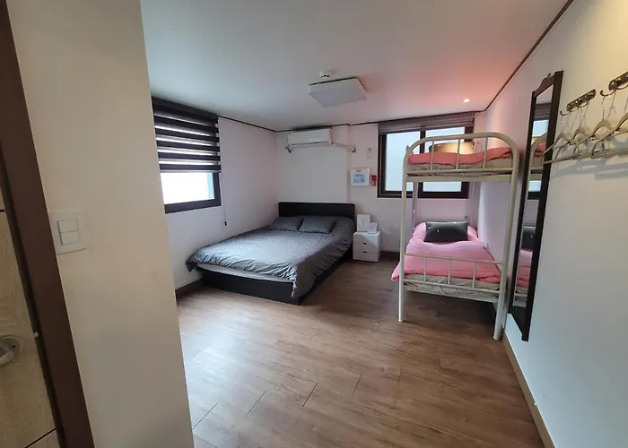 Hostal Olive Myeongdong