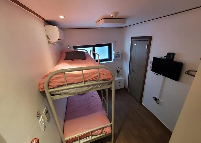Olive Myeongdong Hostal
