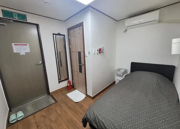 Hostal Olive Myeongdong