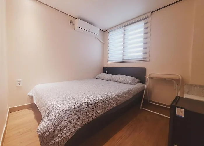 Olive Myeongdong Hostal *