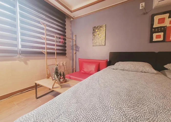 Hostal Olive Myeongdong *